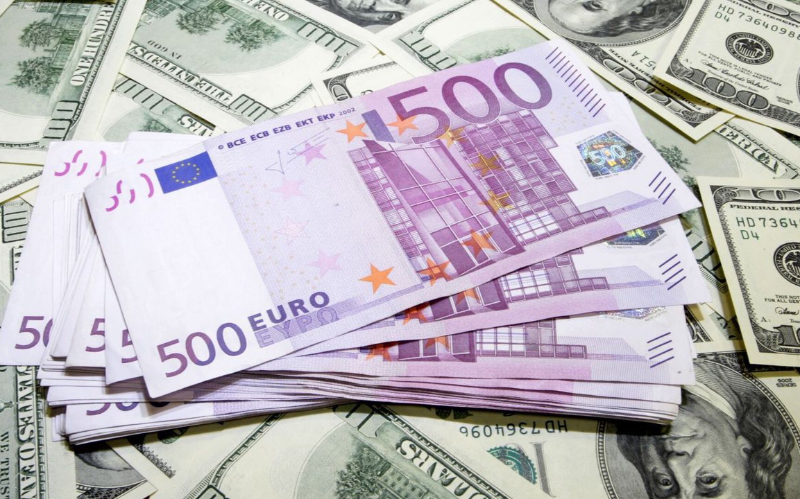 Dollar və avro həftəyə yeni məzənnə ilə başladı | Milli Bank 