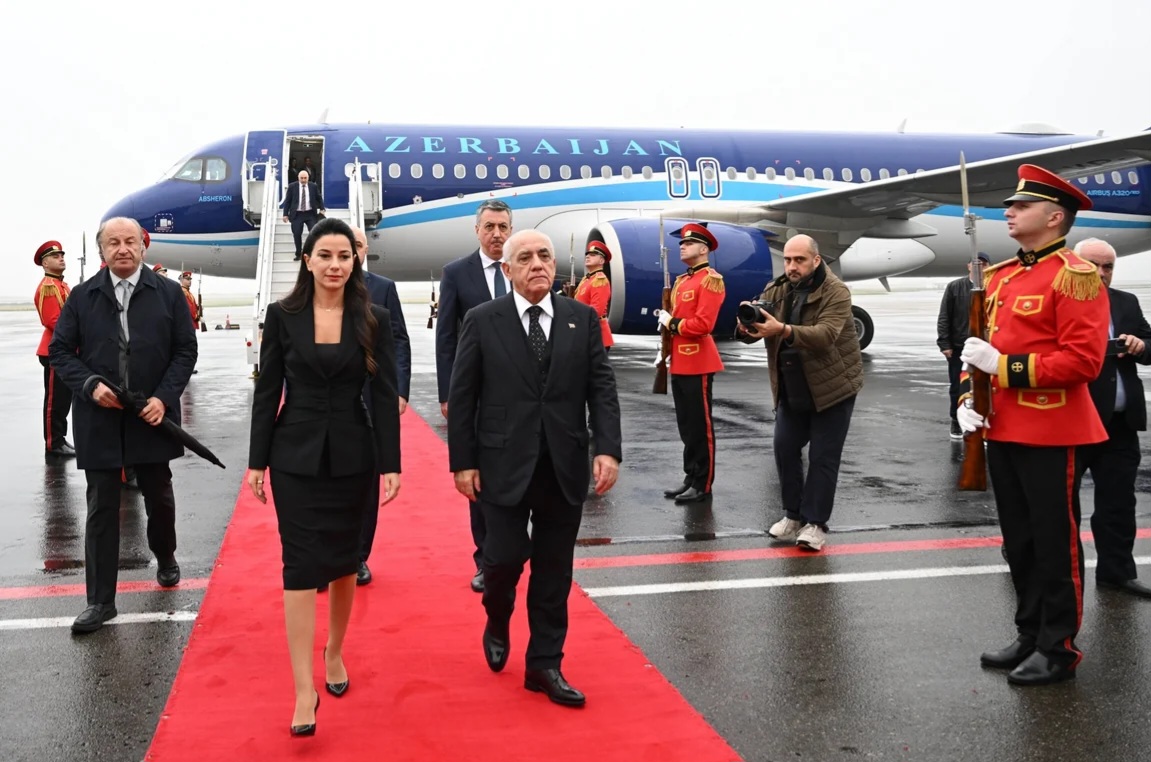 Əli Əsədov Gürcüstana işgüzar səfərə gəlib