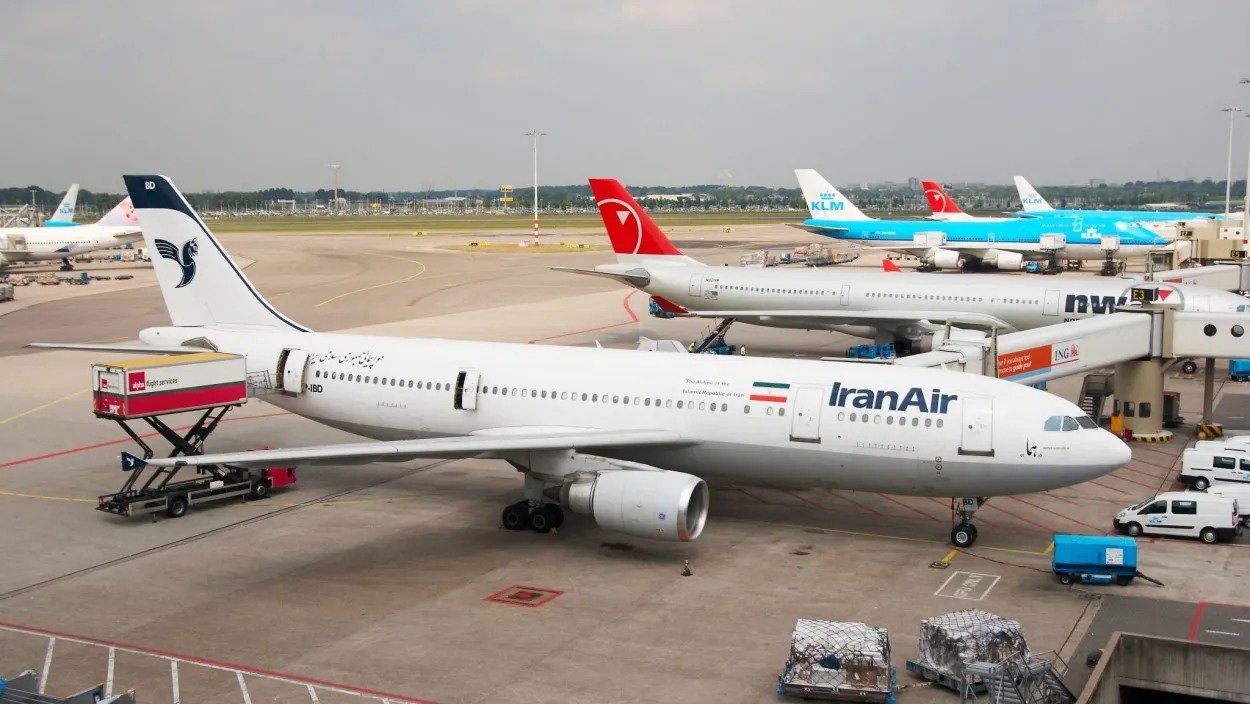 İran aviaşirkətləri Gürcüstana uçuşları dayandırıb