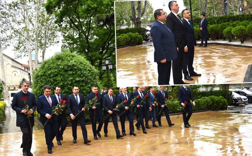 Azərbaycanın Müstəqillik Günü Gürcüstanda silsilə tədbirlərlə qeyd olunur - FOTO
