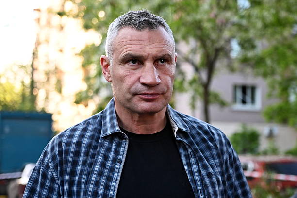 Vitali Kliçko: Zelenski və hökuməti məni vəzifədən uzaqlaşdırmağa çalışır