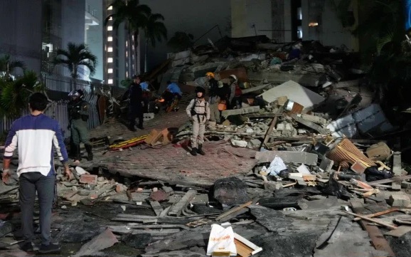 Ölkədə fəlakət yaşanır! 32 saniyə ara ilə iki güclü zəlzələ: onlarla ölü, yüzlərlə yaralı var - FOTO