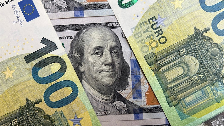 Dollar və avro ucuzlaşdı | MƏZƏNNƏ