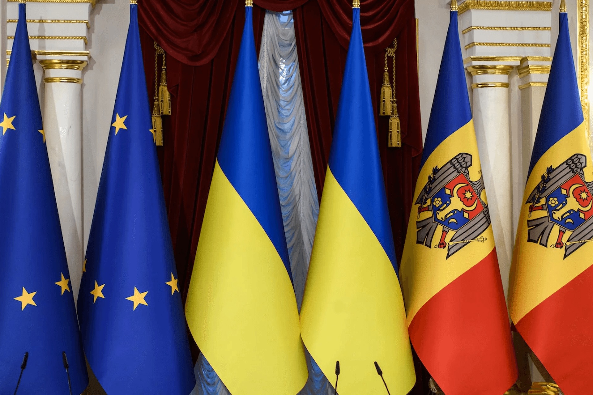 Aİ ölkələri Ukrayna və Moldova ilə üzvlük danışıqlarının ilk klasterini təsdiqləyib
