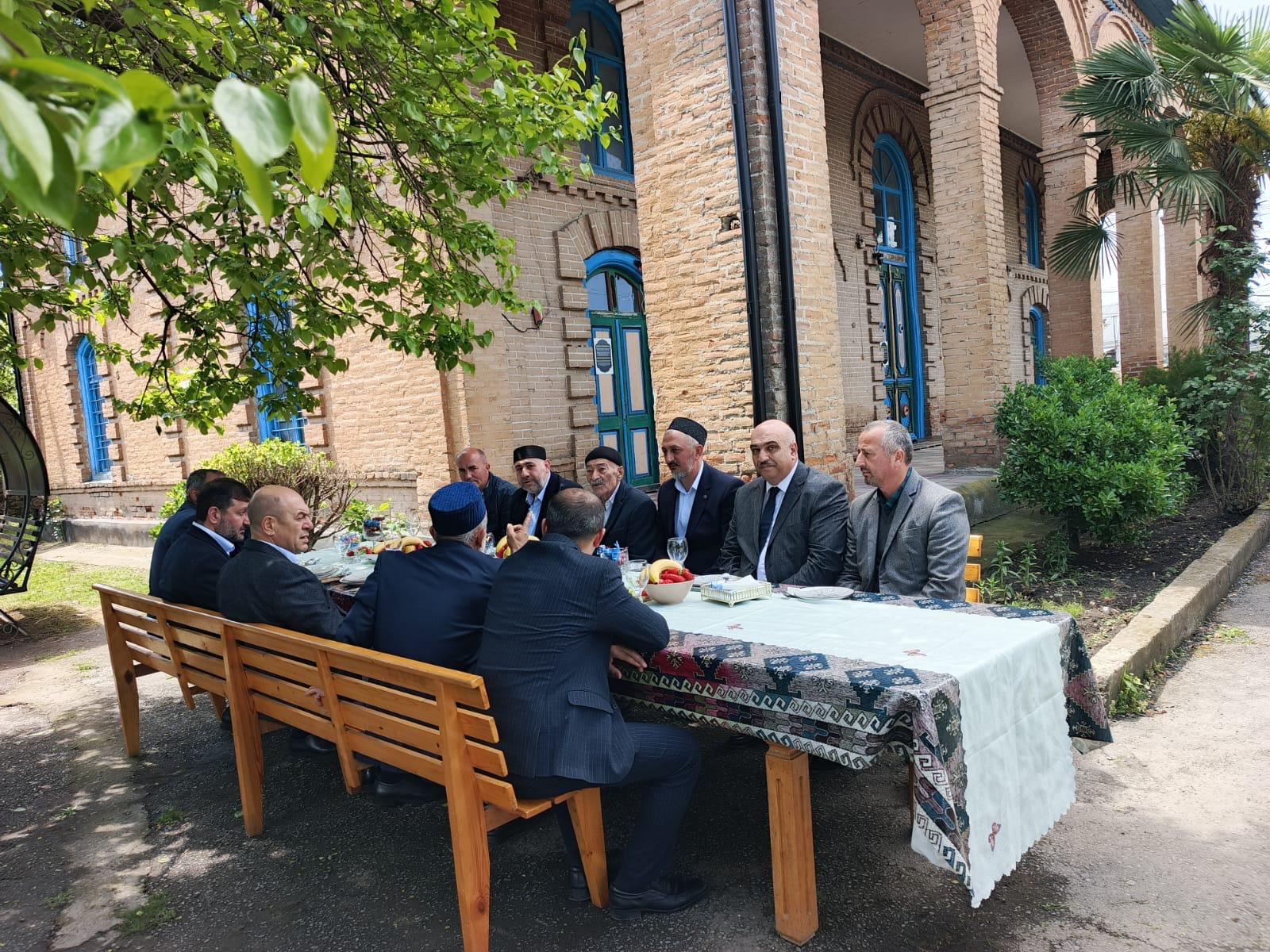 BGMİ dini rəhbərləri Azərbaycanda etnik müsəlman gürcülərlə görüşüblər - FOTO