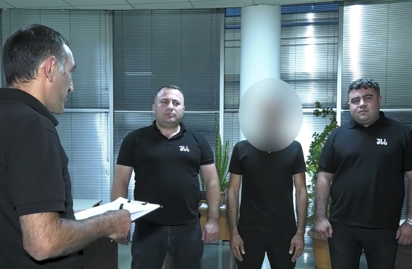 Marneulidə ailəsinə bıçaqla xəsarət yetirən şəxs saxlanılıb - VİDEO